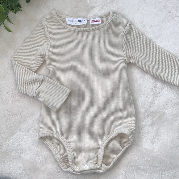 Zara Other - Zara Beige Baby Onesie Bodysuit 6-9M Long sleeves *Flaw